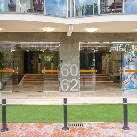Albatros Family Apartman Salou
