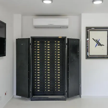 Albatros Family * Σαλού